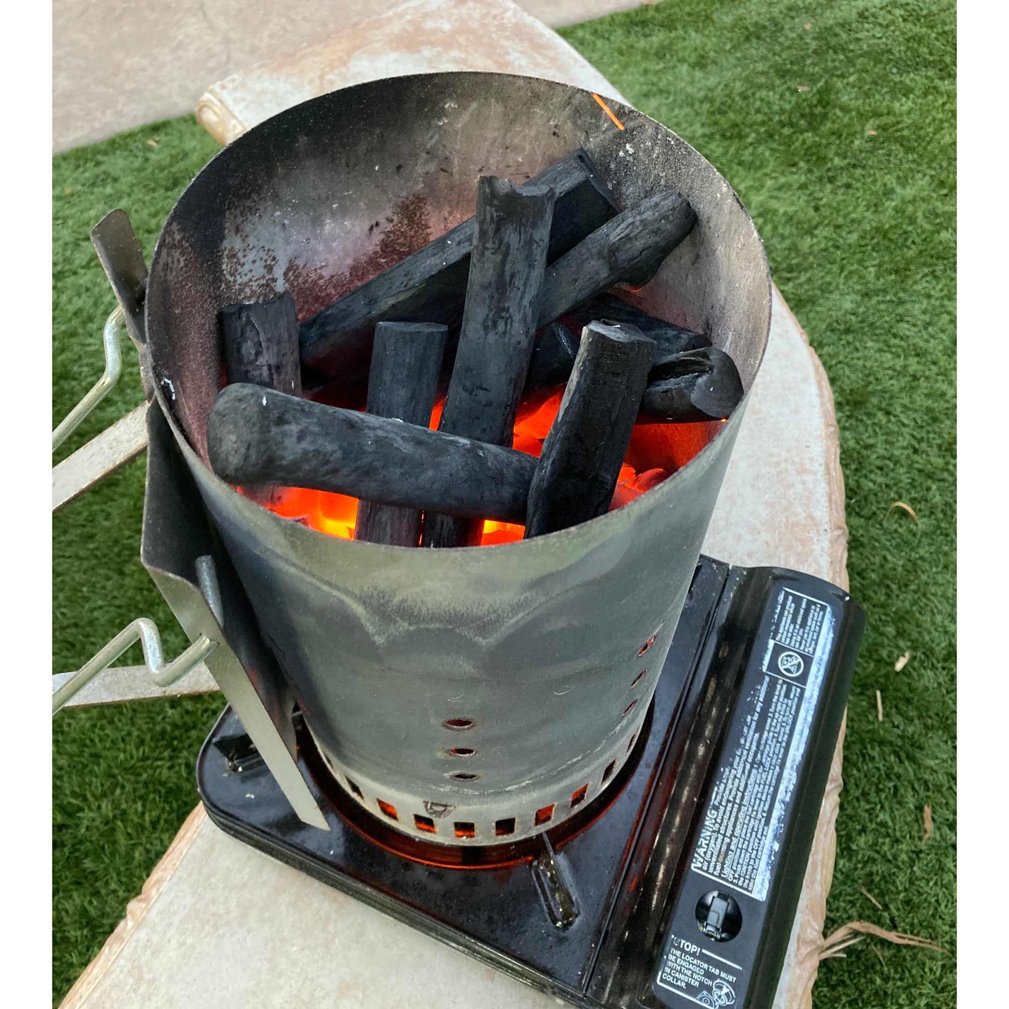 10,000 BTU Portable Butane Stove & 4 Pk Butane Canister Bundle